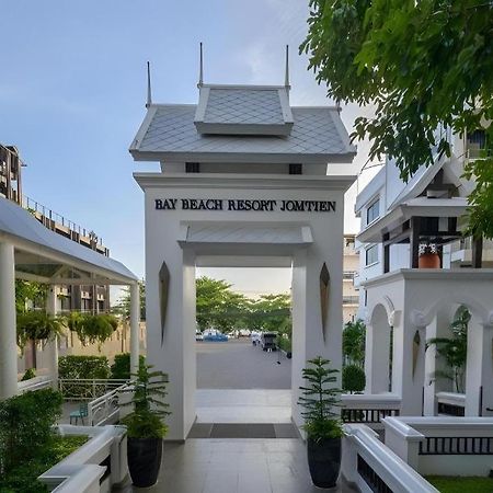 Bay Beach Resort Jomtien Pattaya Exteriör bild